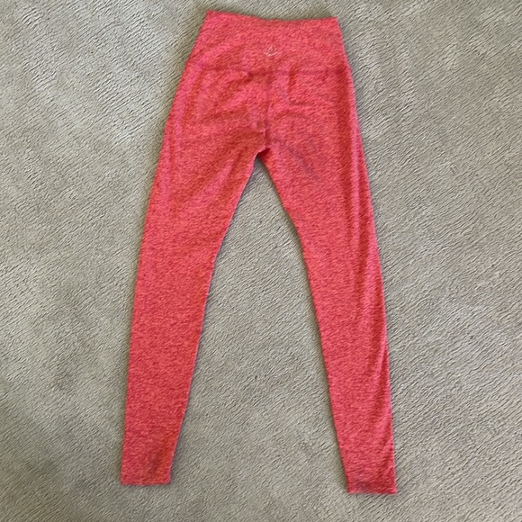 Beyond Yoga Pants, Size Medium - Picture 2 of 5